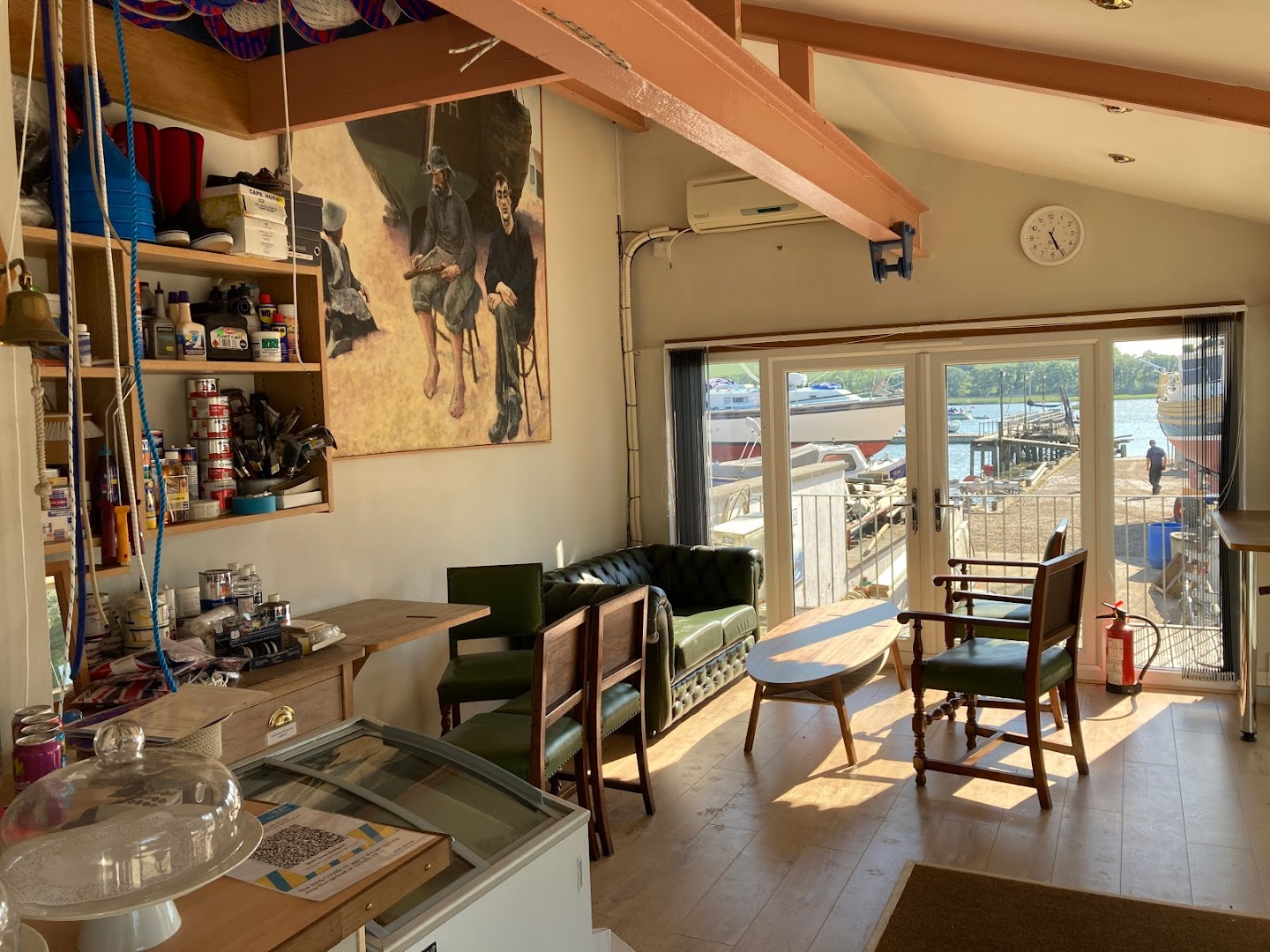 The Yard Café · Photos 1